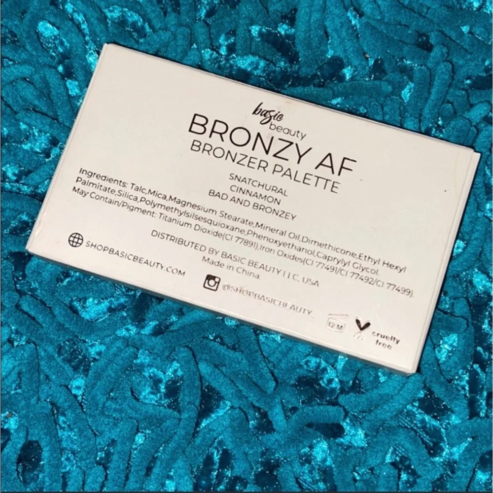 BASIC BEAUTY BRONZER PALETTE